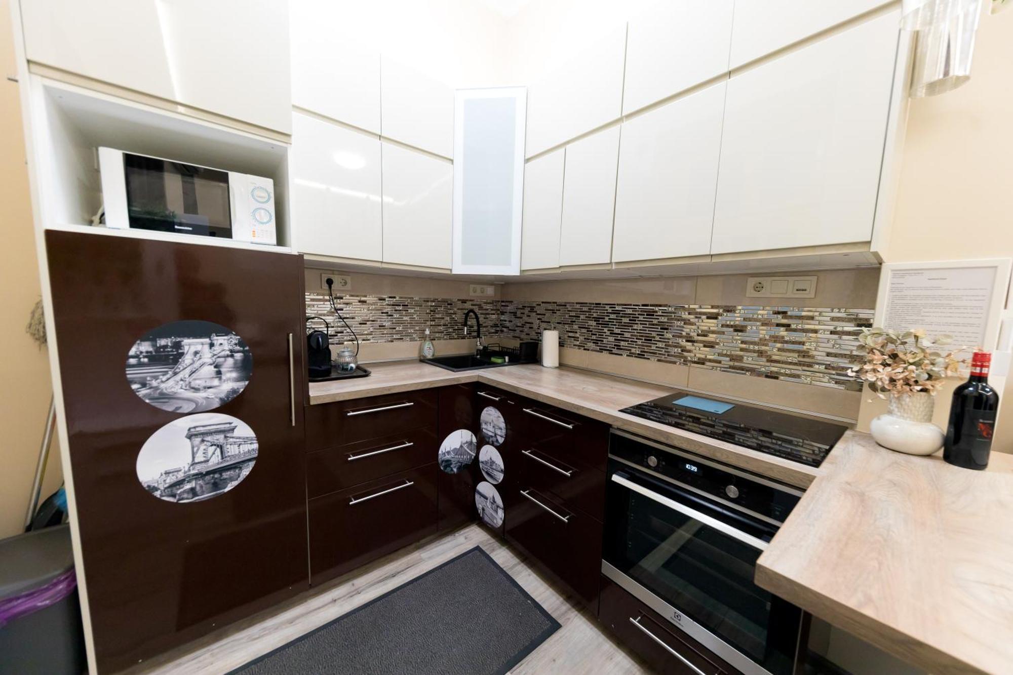 Advenio Apartman *